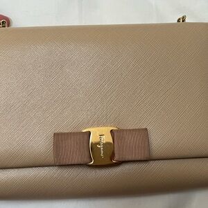 Salvatore Ferragamo Leather Bow Chain Shoulder Bag